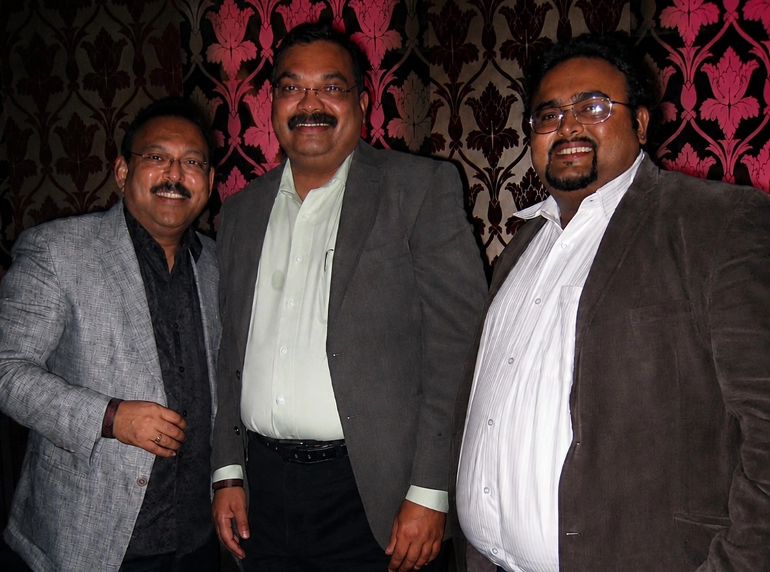 With Nilesh Khalkho- CEO SharafDG, Sharaf Group and Neelesh Bhatnagar - Ex CEO Emax Electronics, Landmark Group